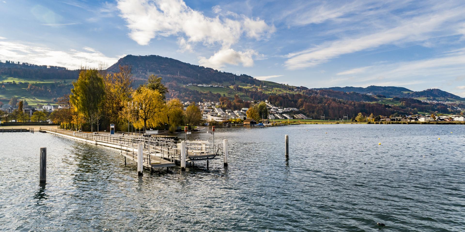 Freizeit Schiff Hotel Restaurant Bar Pfäffikon